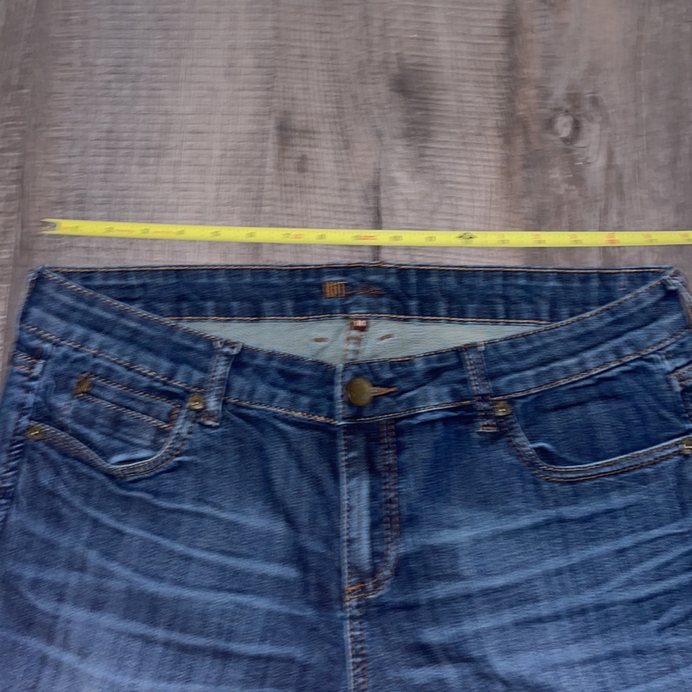 Jeans - Picture 2 of 3